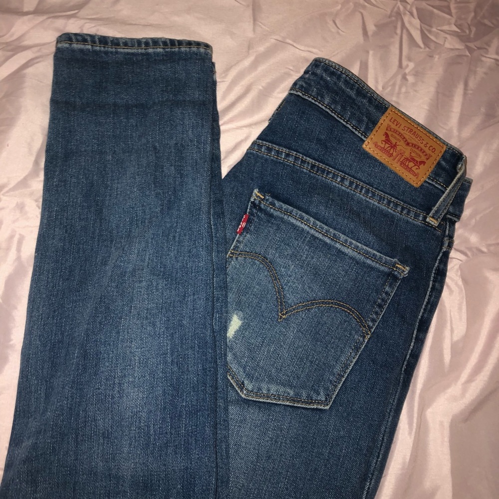 Levi’s High Rise Skinny